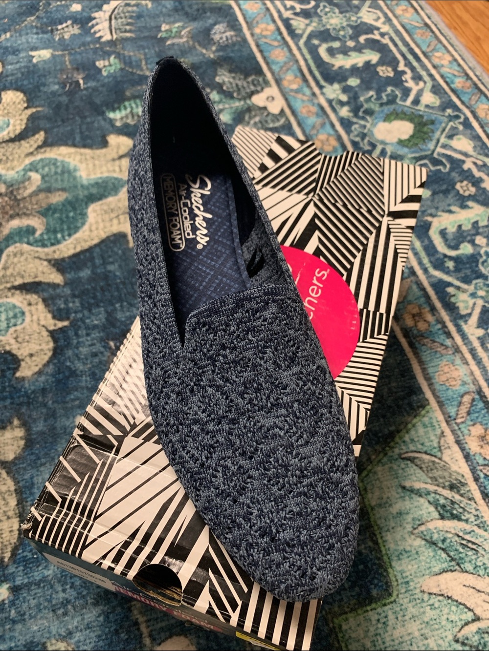 Skecher Cleo slip on navy new 9 washable knit